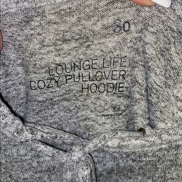 Cropped Hoodie - Picture 3 of 3